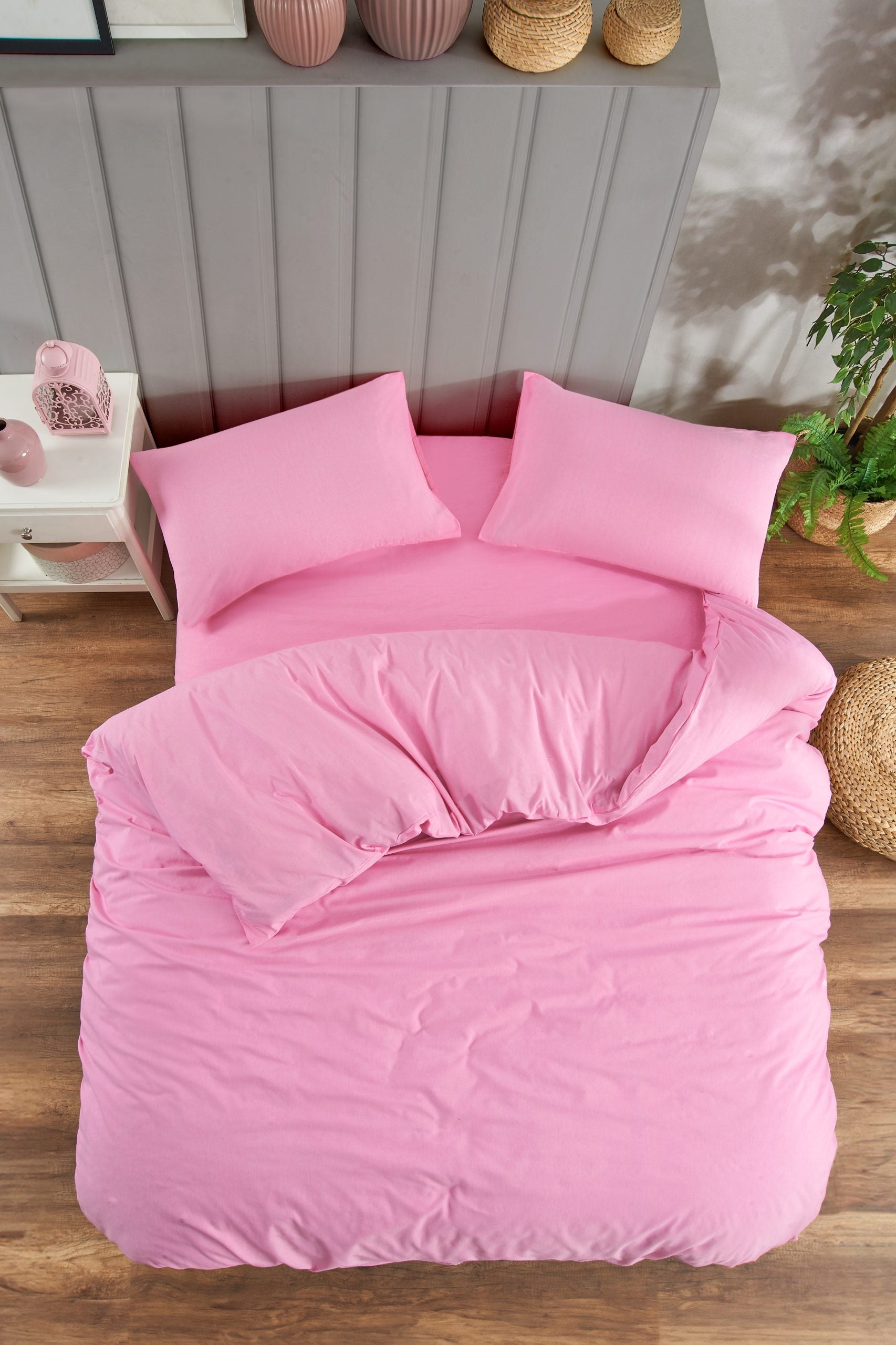 Pamuklu Nevresim Takımı Lastikli Çarşaflar Tek ve Çift Kişilik Seçenekli Pembe